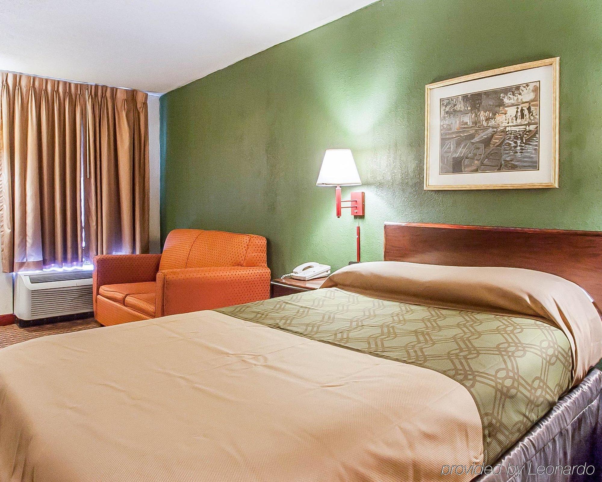 Econo Lodge - Oxmoor Бірмінгем Екстер'єр фото